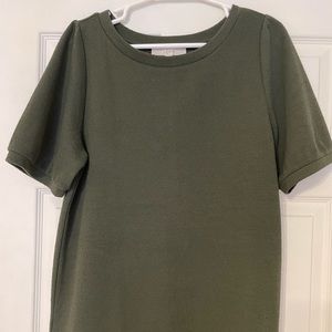 Olive green textured short puff sleeve Anne Taylor Loft shirt